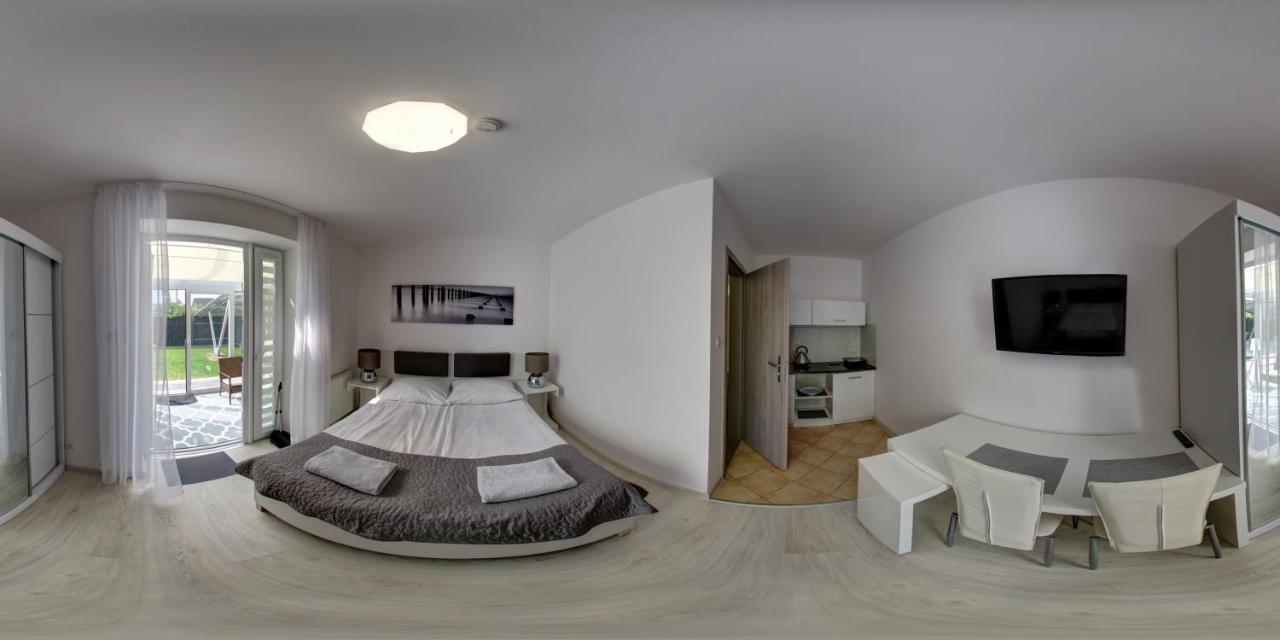 Bed and Breakfast U Kruszyny Леба Экстерьер фото